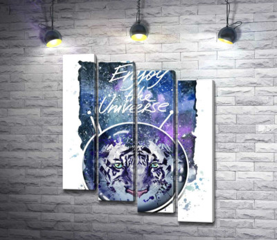 Силует білого тигра під написом "Enjoy the Universe"
