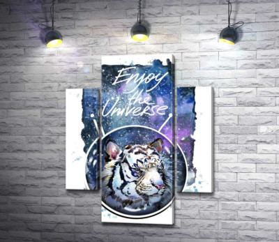 Білий тигр з написом "Enjoy the Universe"