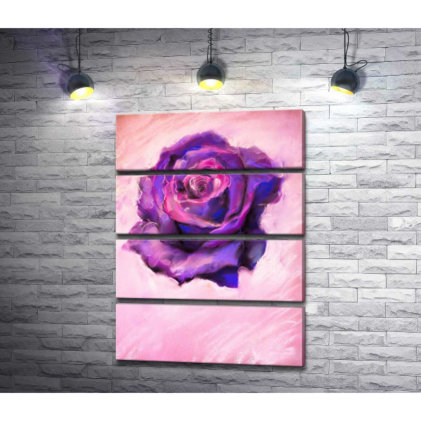 Фіолетова пишність квітки троянди