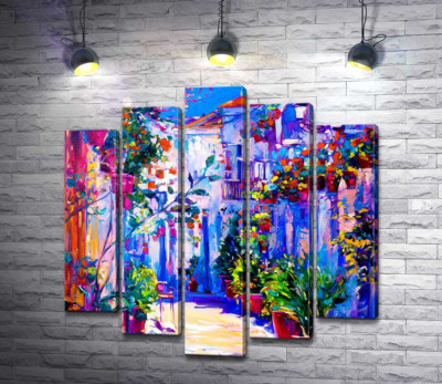 Яркость летней улицы в зелени цветов