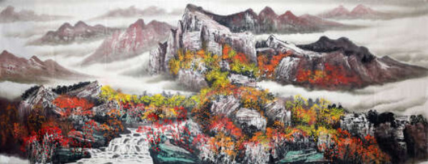 Скалистые склоны гор украшены осенними деревьями