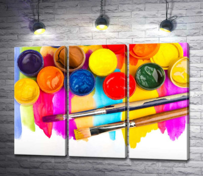 Модульна картина "Пензлики поряд з баночками блискучої гуаші"