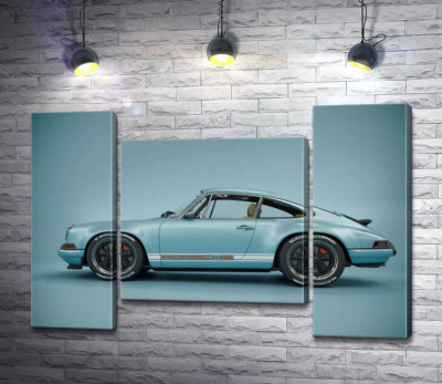 Модульная картина "Голубой гоночный автомобиль Porsche 911 Carrera RSR"