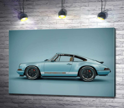 Блакитний гоночний автомобіль Porsche 911 Carrera RSR