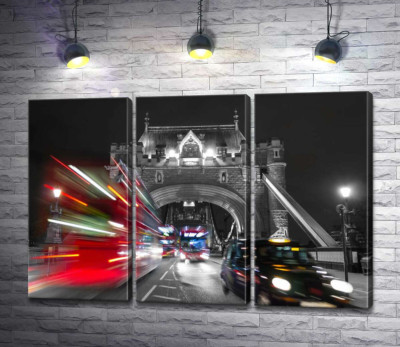 Модульная картина "Автомобили мчатся по ночному Тауэрскому мосту (Tower Bridge)"