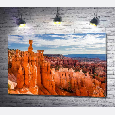 Причудливые формы скал Брайс-Каньона (Bryce Canyon)