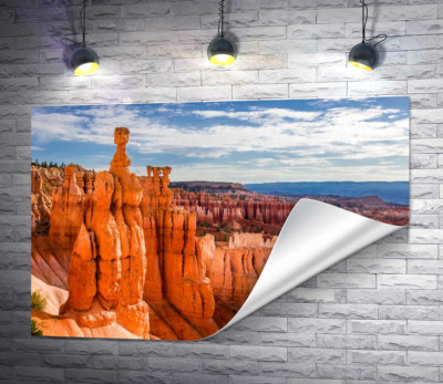 Причудливые формы скал Брайс-Каньона (Bryce Canyon)