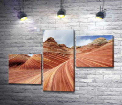 Плавные изгибы слоев скал на склоне Койот-Бют (Coyote Buttes)