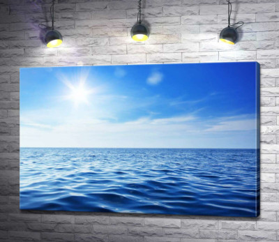 Волнистая поверхность морской воды