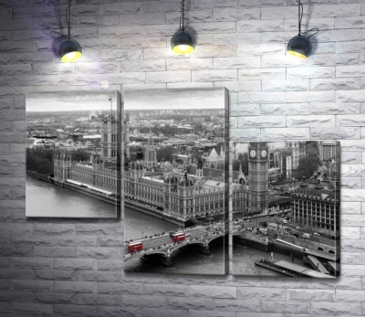 Красные пятна автобусов на Вестминстерском мосту (Westminster Bridge)