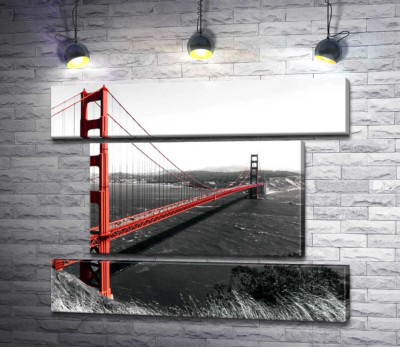 Модульная картина "Яркий мост "Золотые ворота" (Golden Gate Bridge) проложен над темными водами пролива"