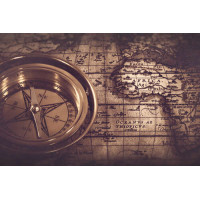 Поиск верного пути с компасом и картой