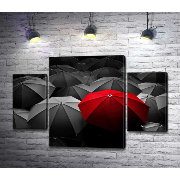Красный зонтик: яркая капля в серой обыденности