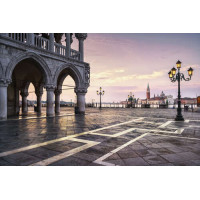 Площадь святого Марка (Piazza San Marco) на рассвете