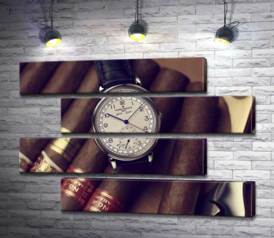 Елітний годинник Vacheron-Constantin лежить на сигарах