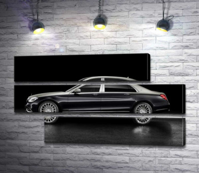 Модульна картина "Люксові форми чорного автомобіля Mercedes-Maybach S Class"