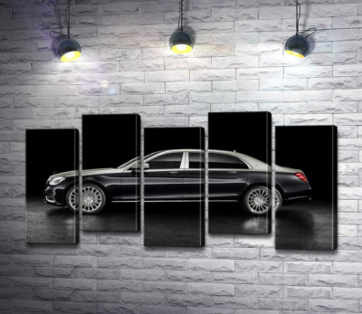 Модульна картина "Люксові форми чорного автомобіля Mercedes-Maybach S Class"
