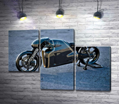 Черная сияющая поверхность мотоцикла Lotus C-01