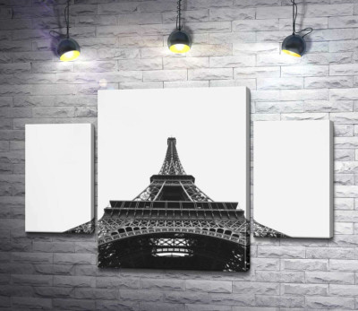 Модульна картина "Залізний шпиль Ейфелевої вежі (Eiffel tower) зникає у хмарному небі"