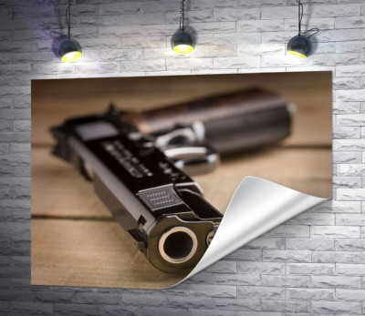 Дуло черного пистолета M1911