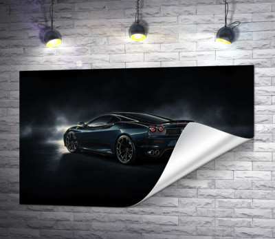 Темний силует т Ferrari F430 підсвічений білим сяйвом