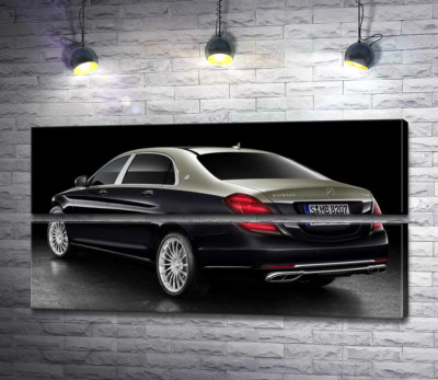 Модульна картина "Чорна поверхня престижного автомобіля Mercedes-Maybach S-Class"