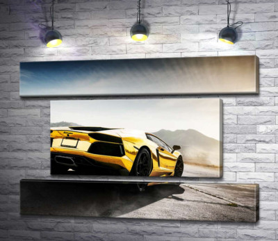 Черные элементы желтого автомобиля Lamborghini Aventador