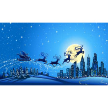 Очаровательные олени несут сани Санта-Клауса в сонный город