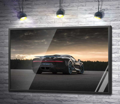 Постер "Темный силуэт черного спортивного автомобиля Bugatti Chiron"
