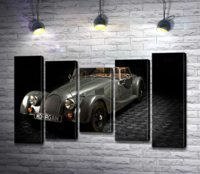 Люксовый ретро-автомобиль Morgan Roadster