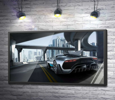 Постер "Двомісний гіперкар Mercedes-AMG Project One їде по транспортній розв'язці"