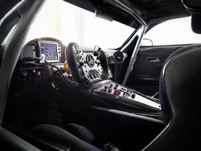 Унікальний салон гоночного автомобіля Mercedes-AMG GT3