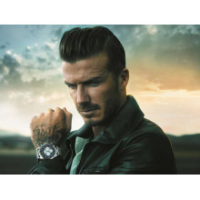 Девід Бекхем (David Beckham) рекламує годинник від компанії Breitling