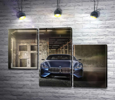 Глубокий синий цвет автомобиля BMW 8