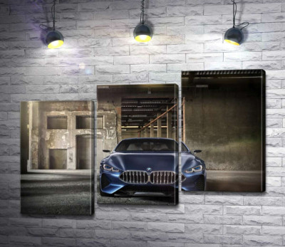 Модульна картина "Глибокий синій колір автомобіля BMW 8"