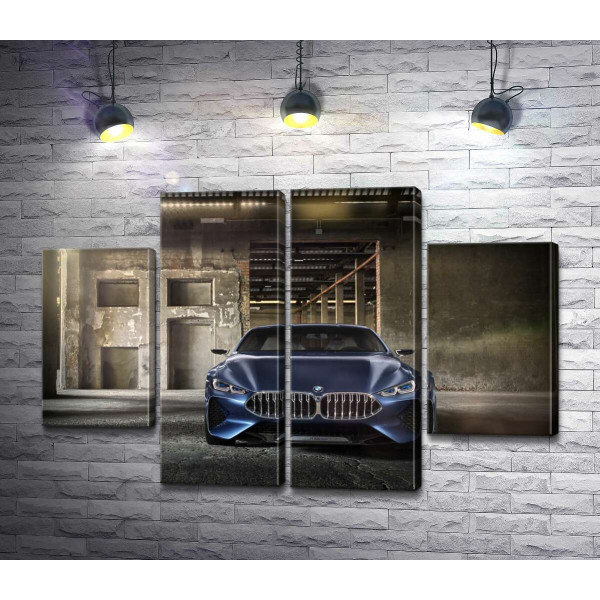 Глубокий синий цвет автомобиля BMW 8