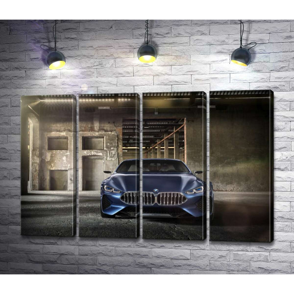 Глубокий синий цвет автомобиля BMW 8