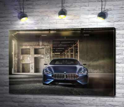 Глубокий синий цвет автомобиля BMW 8
