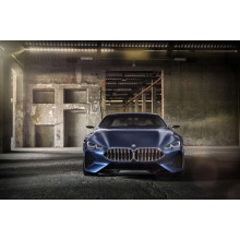 Глибокий синій колір автомобіля BMW 8