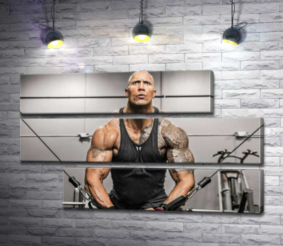 Модульная картина "Дуэйн Джонсон (Dwayne Johnson) тренирует мышцы рук в спортзале"