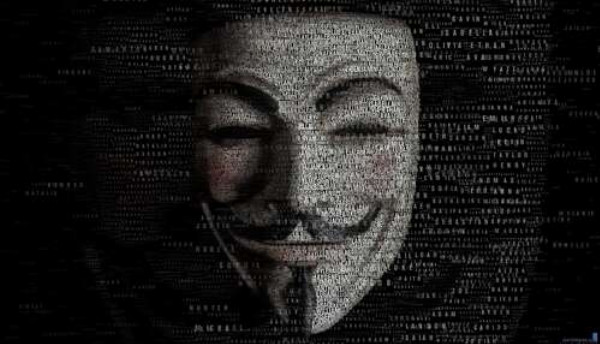 Зловісна маска на постері до фільму "Ім'я нам легіон" (We Are Legion: The Story of the Hacktivists)