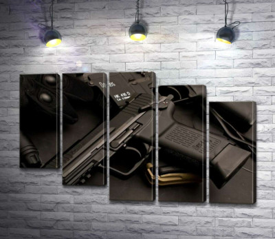 Модульная картина "Матовая поверхность самозарядного пистолета Heckler &amp; Koch HK45"