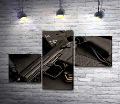 Модульна картина "Матова поверхня самозарядного пістолета Heckler &amp; Koch HK45"