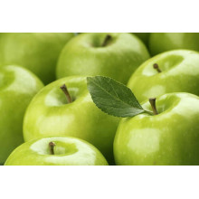 Набір соковитих зелених яблук
