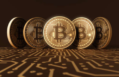 Биткоин на цифровом подиуме