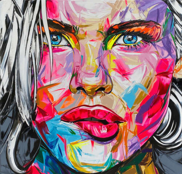 Портрет дівчини з яскравих барв