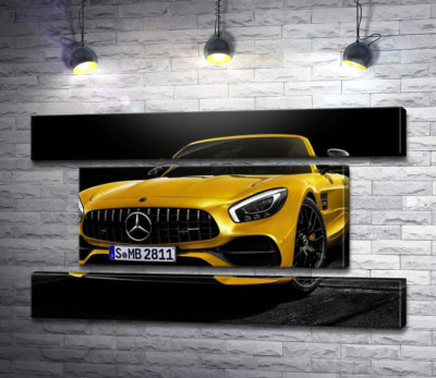 Кабриолет Mercedes AMG GT S Roadster сияет золотом