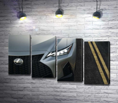 Модульна картина "Витончена фара сріблястого автомобіля Lexus IS 300"