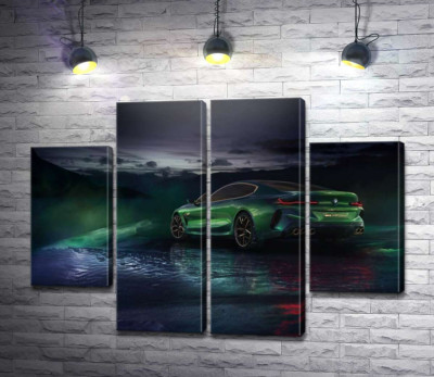 Зелений автомобіль BMW Concept M8 Gran Coupe в серпанку