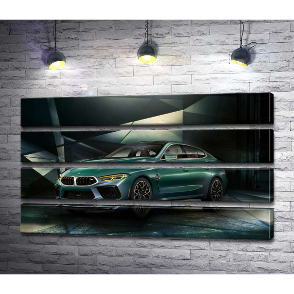 Зеленый автомобиль BMW Concept M8 Gran Coupe